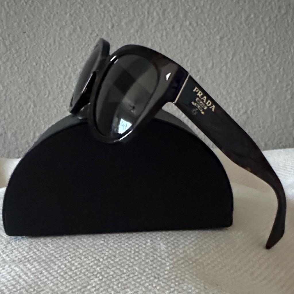 Prada Black Tortoiseshell Frame Sunglasses With Gray Lenses